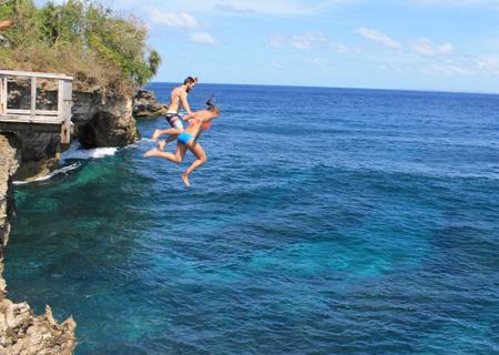 Lembongan Cliff Jumping and Snorkeling - 