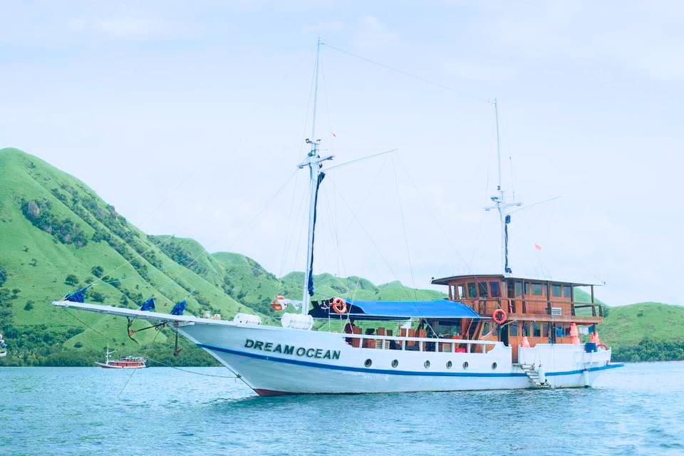 Dream Ocean Luxury Phinisi - 